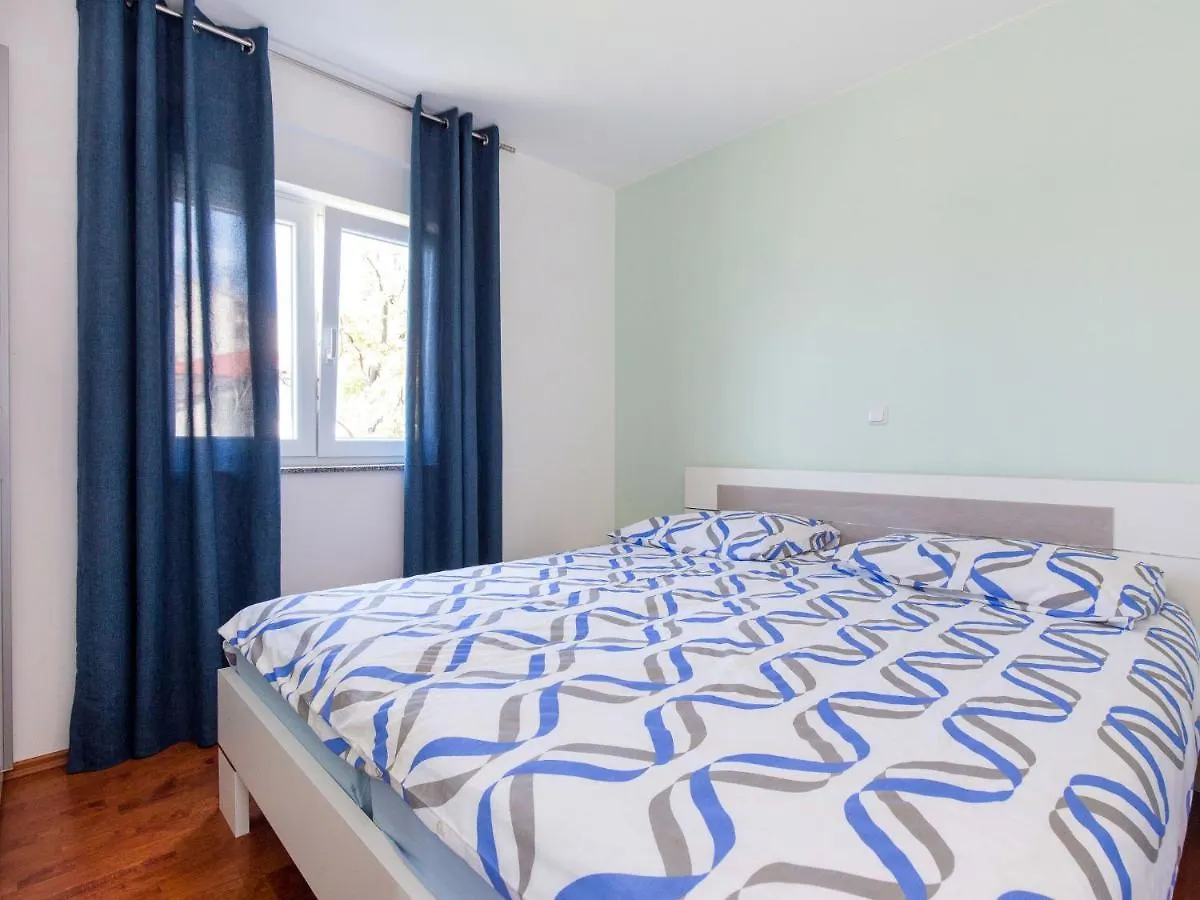 Apartment Renato - Nov115 By Interhome Dramalj 0*,